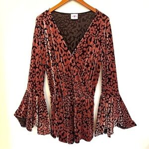 Buddy Love Spencer Feline Cheetah Animal Print Romper Size Medium